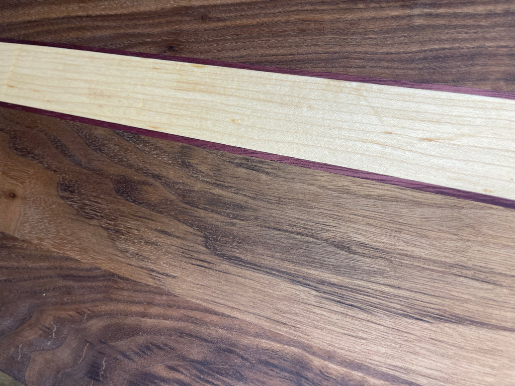 Large walnut cutting board - face grain