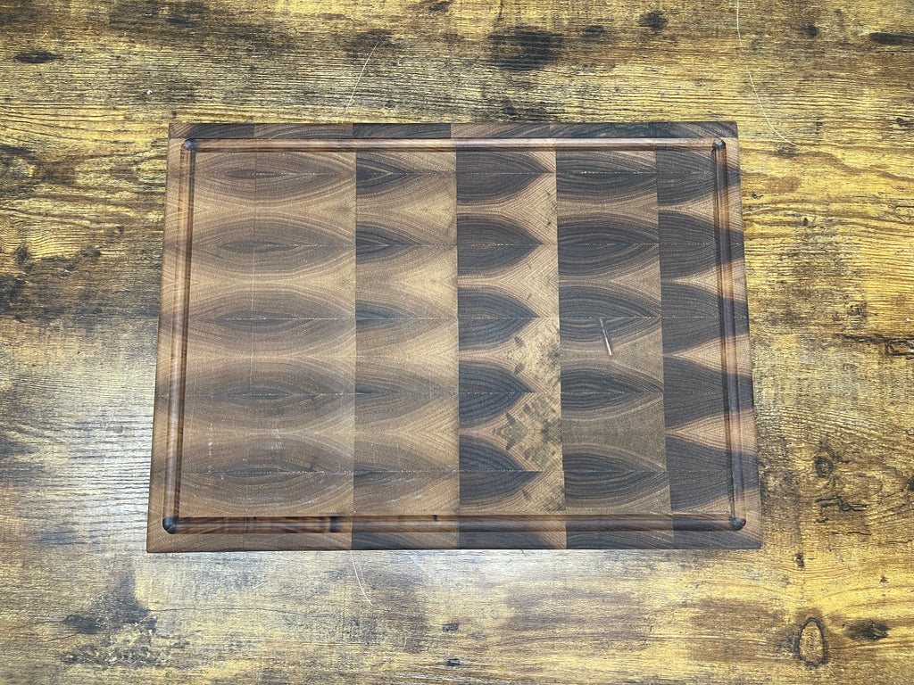 Large walnut cutting board with juice groove - Built to last