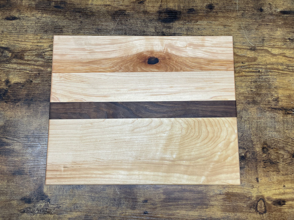 Large maple cutting board - Long lasting everyday cutting board