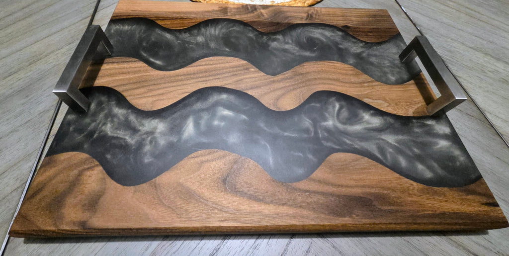 Serving tray