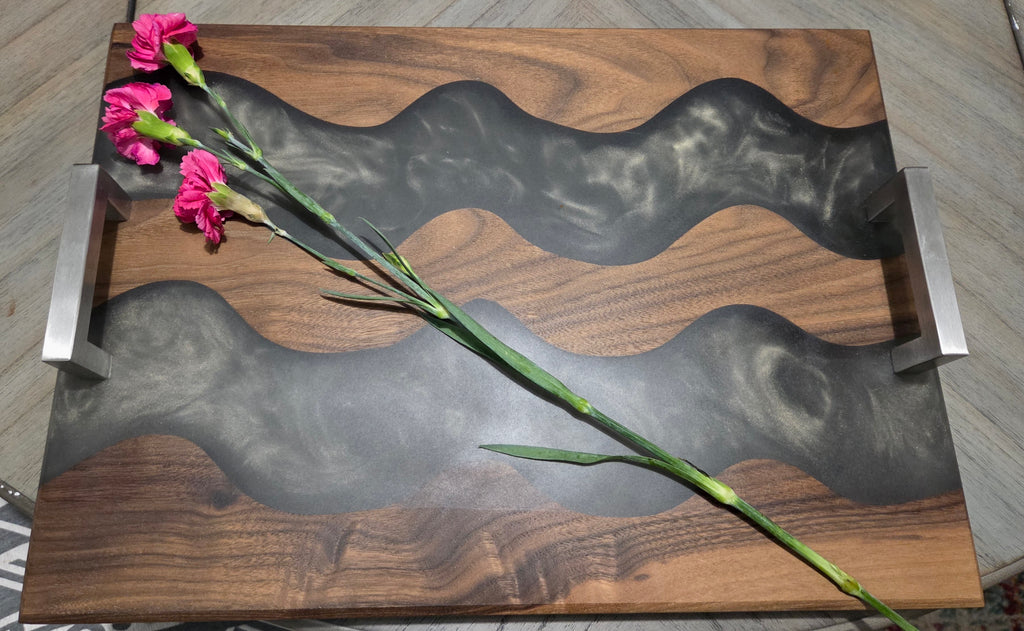 Serving tray