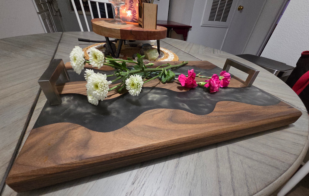 Serving tray